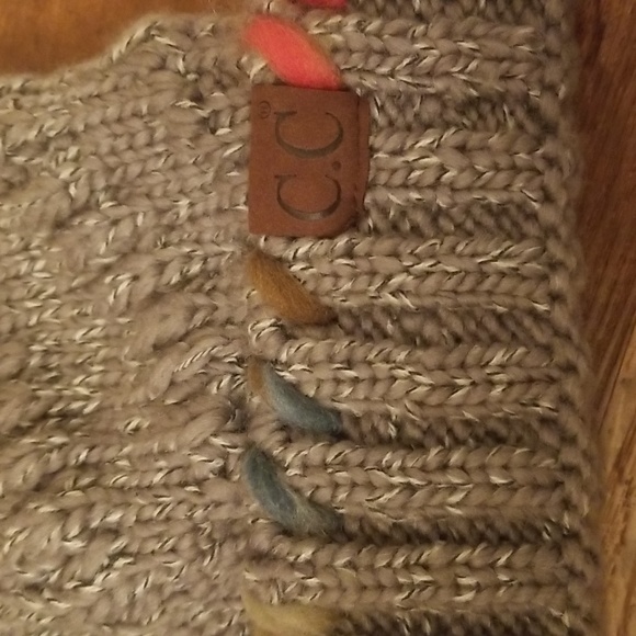 C.C. Beanie Hat with fluffy ball on top - Picture 3 of 7